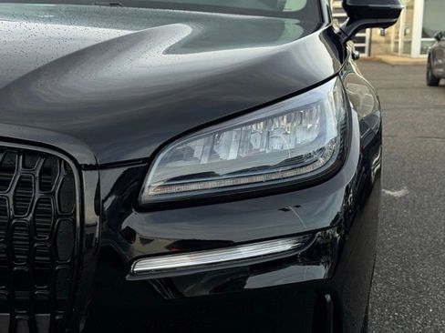 New 2026 Lincoln Corsair Premiere image 7