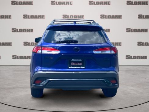 Used 2024 Toyota Corolla Cross AWD Hybrid w/ Moonroof Package image 4