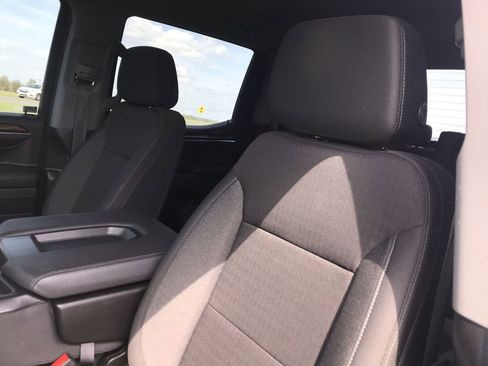 Used 2024 Chevrolet Silverado 1500 RST w/ Z71 Off-Road Package image 11