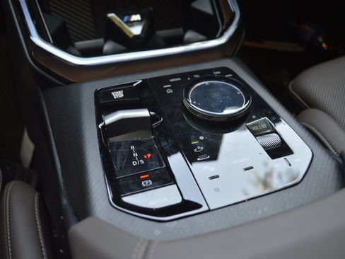 Used 2025 BMW X3 xDrive30i w/ Premium Package AWD/4WD image 24