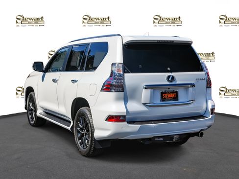 Used 2021 Lexus GX 460 Premium w/ Premium Package image 6