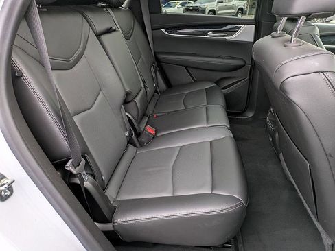 Certified 2025 Cadillac XT5 Premium Luxury image 35