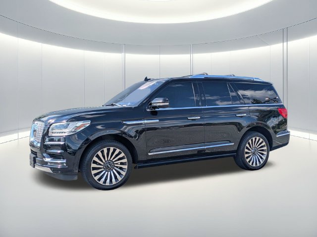 Used 2018 Lincoln Navigator Reserve w/ Technology Package AWD/4WD image 1