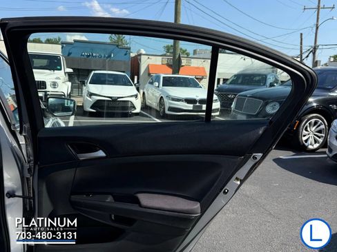 Used 2011 Honda Accord SE image 15