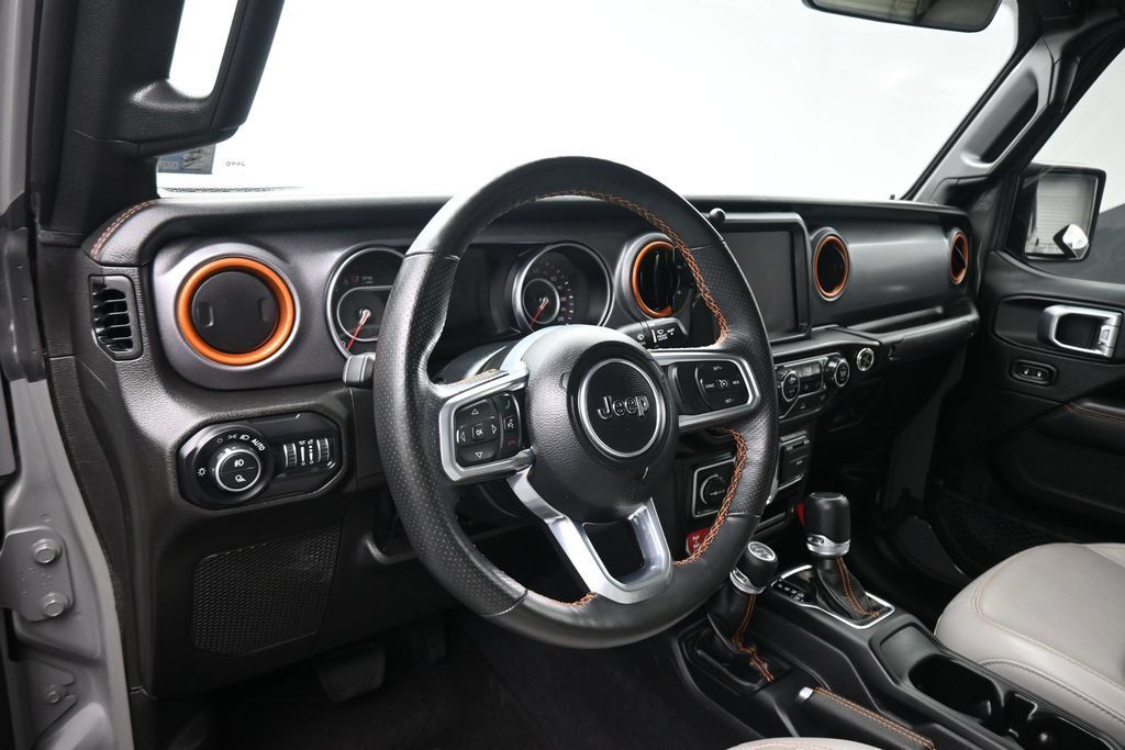 Used 2022 Jeep Gladiator Mojave w/ LED Lighting Group AWD/4WD image 13