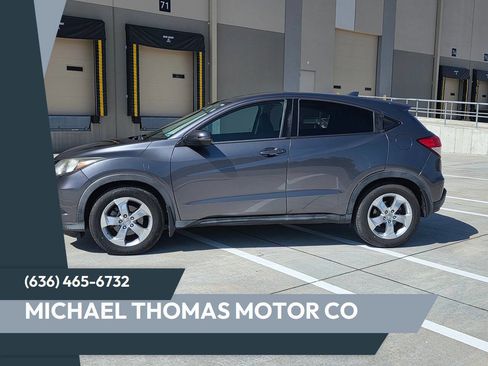 Used 2016 Honda HR-V EX image 1