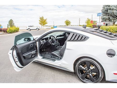 Used 2022 Ford Mustang Premium w/ Black Accent Package RWD image 14