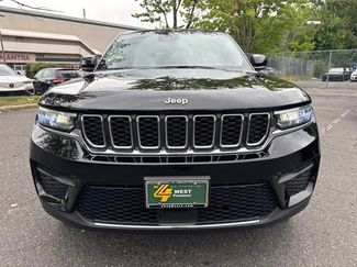 Used 2023 Jeep Grand Cherokee Laredo w/ Luxury Tech Group I AWD/4WD video 2