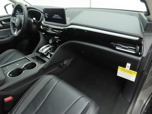Used 2026 Acura MDX FWD w/ Technology Package image 17