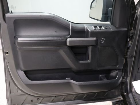 Used 2018 Ford F150 XLT w/ Equipment Group 302A Luxury image 15