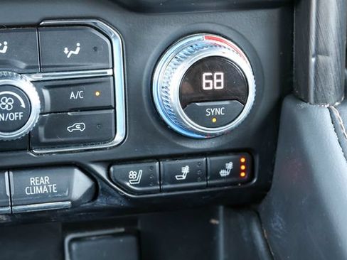 Used 2024 GMC Yukon AT4 w/ LPO, Floor Liner Package AWD/4WD image 31