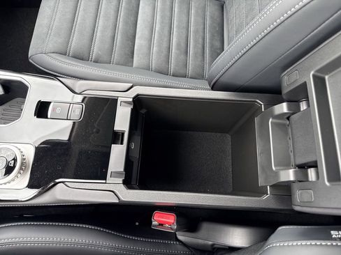 New 2026 Mitsubishi Outlander AWD image 20