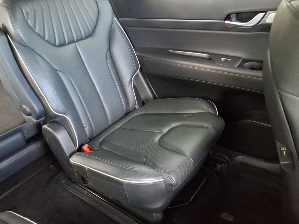 Used 2024 Hyundai Palisade Limited AWD/4WD image 18