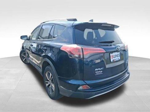 Used 2018 Toyota RAV4 XLE image 14