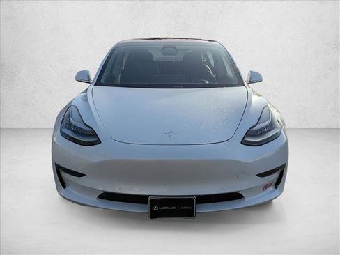 Used 2018 Tesla Model 3 Long Range image 2