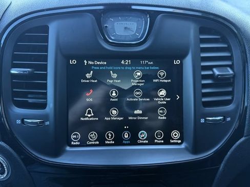 Used 2019 Chrysler 300 S AWD/4WD image 22