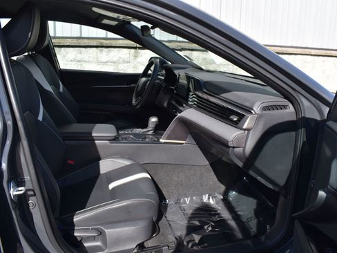 Certified 2025 Toyota Camry SE image 25