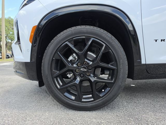New 2026 Chevrolet Traverse RS w/ LPO, Floor Liner Package FWD image 39