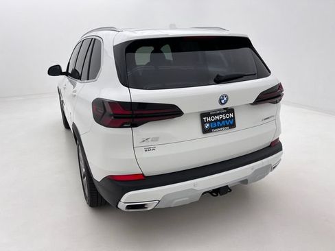 Used 2026 BMW X5 xDrive50e w/ Premium Package AWD/4WD image 6