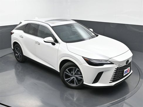 Used 2023 Lexus RX 350h image 32