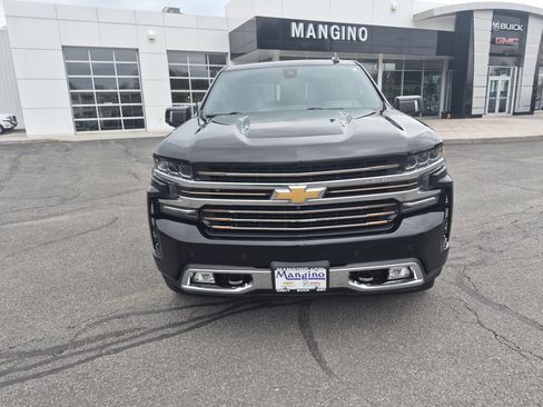 Used 2019 Chevrolet Silverado 1500 High Country w/ High Country Premium Package AWD/4WD image 8