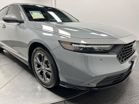 Certified 2024 Honda Accord EX-L image 3