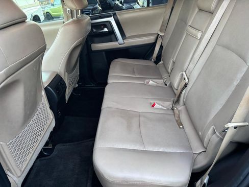 Used 2015 Toyota 4Runner Limited AWD/4WD image 9
