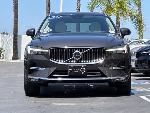 Certified 2023 Volvo XC60 B5 Plus w/ Protection Package Premier FWD image 8