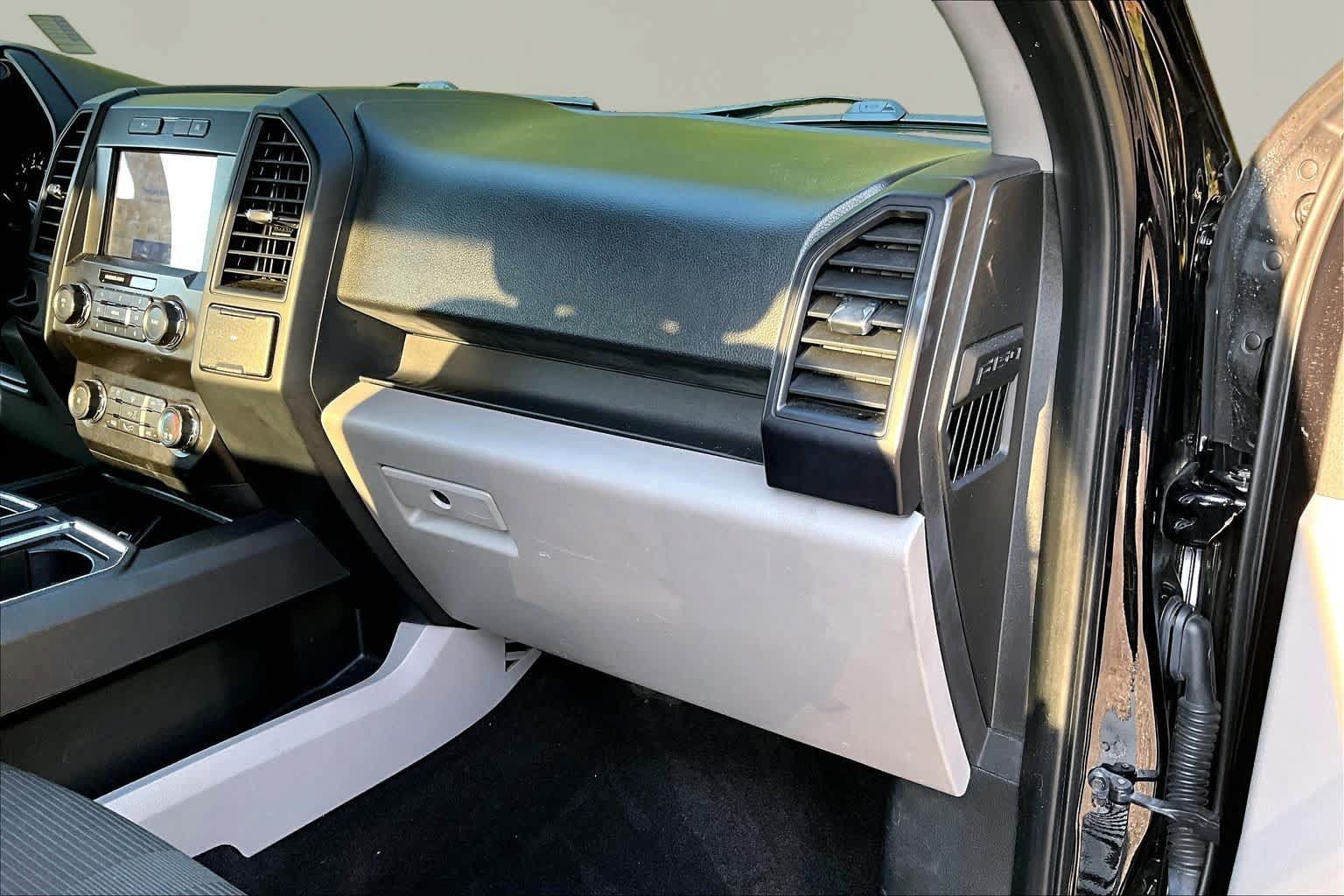 Used 2019 Ford F150 XL w/ Equipment Group 101A Mid RWD image 19