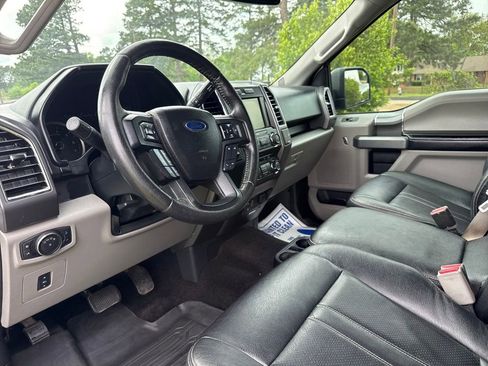 Used 2015 Ford F150 XLT w/ Equipment Group 302A Luxury image 14