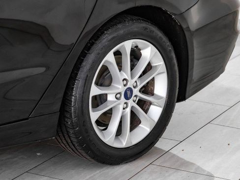 Used 2020 Ford Fusion SE image 57