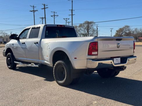 Used 2016 RAM 3500 Tradesman w/ Chrome Appearance Group image 10