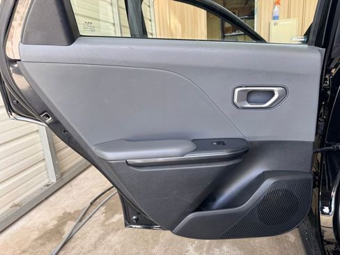 Used 2025 Kia K4 FWD image 17