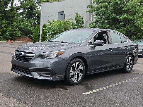 Used 2022 Subaru Legacy Premium AWD/4WD image 3