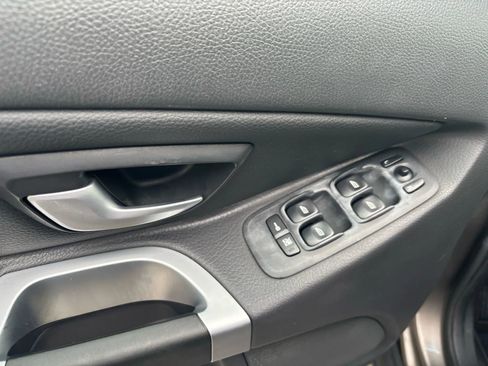 Used 2010 Volvo XC90 3.2 image 23