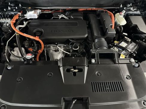 Used 2025 Honda CR-V Sport image 12
