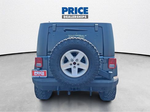 Used 2008 Jeep Wrangler Unlimited Rubicon w/ PWR Convenience Group AWD/4WD image 6