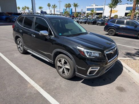 Used 2019 Subaru Forester Touring AWD/4WD image 8