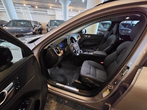 Used 2026 Volvo XC60 B5 Plus w/ Protection Package Premier AWD/4WD image 18
