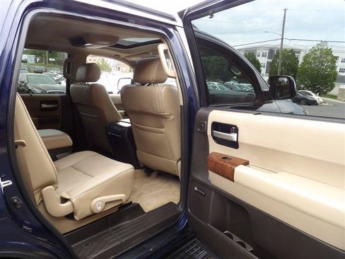 Used 2010 Toyota Sequoia Platinum AWD/4WD image 14
