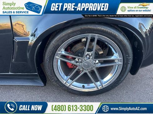 Used 2005 Chevrolet Corvette Coupe w/ Preferred Equipment Group RWD image 24