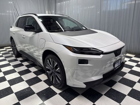 New 2026 Subaru Solterra image 3