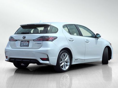 Used 2016 Lexus CT 200h FWD image 5