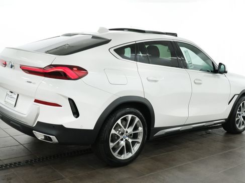 Used 2023 BMW X6 xDrive40i w/ Premium Package AWD/4WD image 6