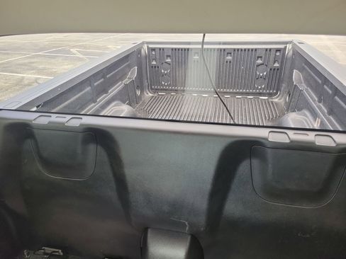 Used 2020 Chevrolet Colorado LT w/ Safety Package image 12