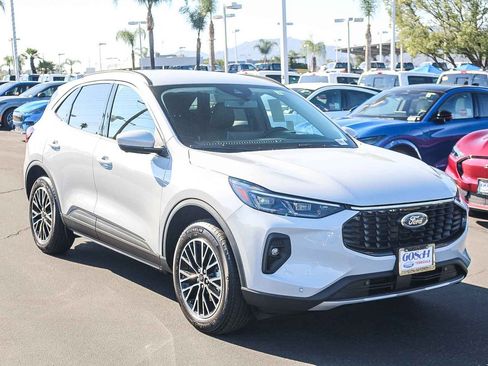 New 2025 Ford Escape SE w/ PHEV Premium Package image 3