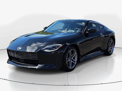 Used 2025 Nissan Z Sport w/ Floor Mat Package RWD image 11