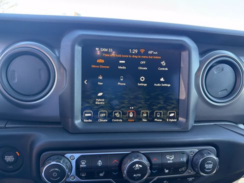 Certified 2023 Jeep Wrangler Unlimited w/ Cold Weather Group AWD/4WD image 26