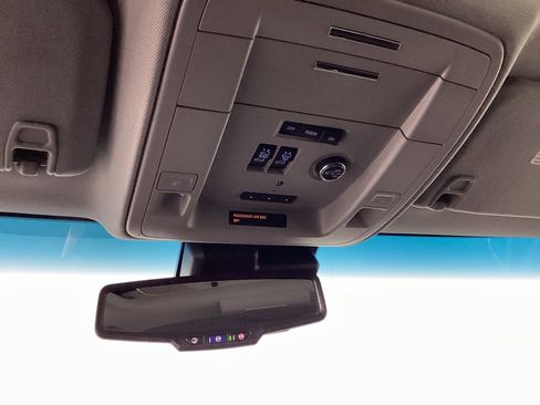 Used 2020 GMC Yukon XL Denali w/ Open Road Package image 29