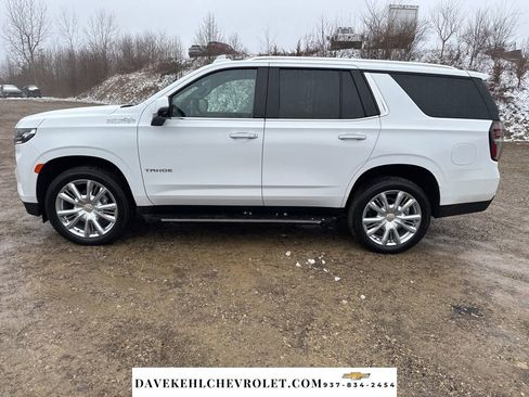Used 2024 Chevrolet Tahoe High Country image 2